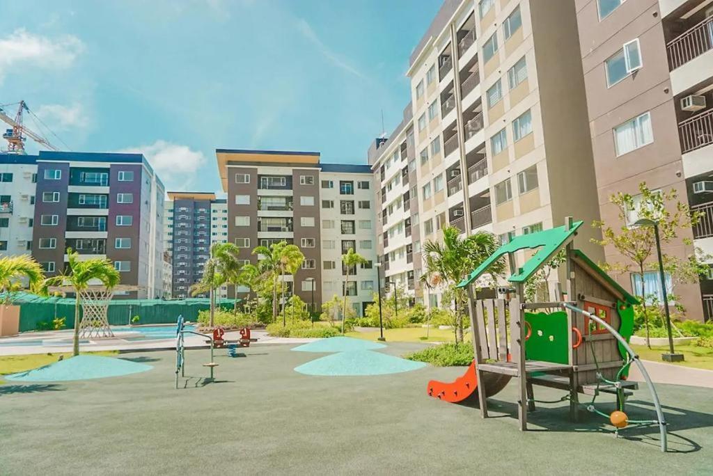 Avida Atria T2-F ,5Mins To Festive Walk And 4 Mins To Iloilo Convention Center Aparthotel Exterior photo